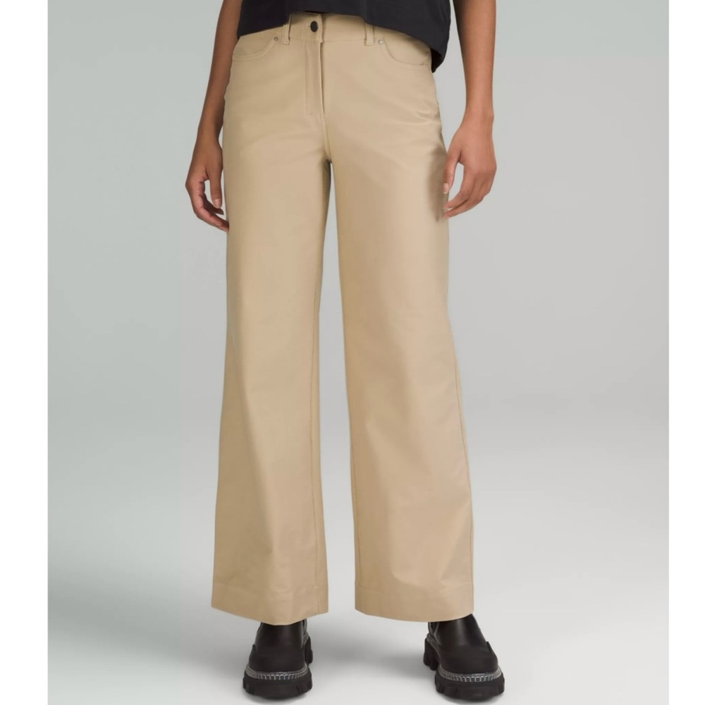lululemon athletica Wide Leg Pants in Beige